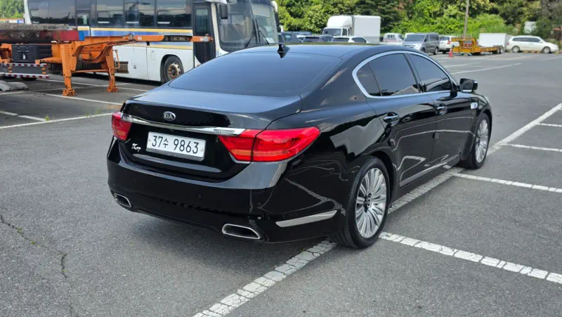 Kia K9