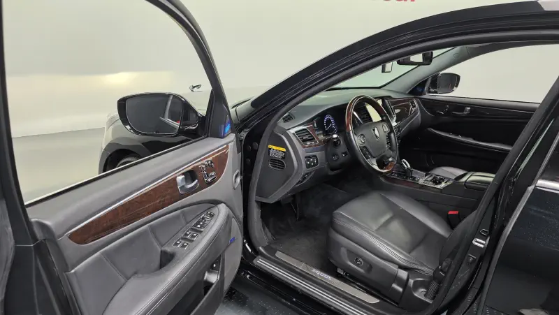 Hyundai Equus