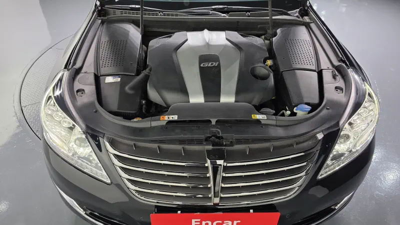 Hyundai Equus