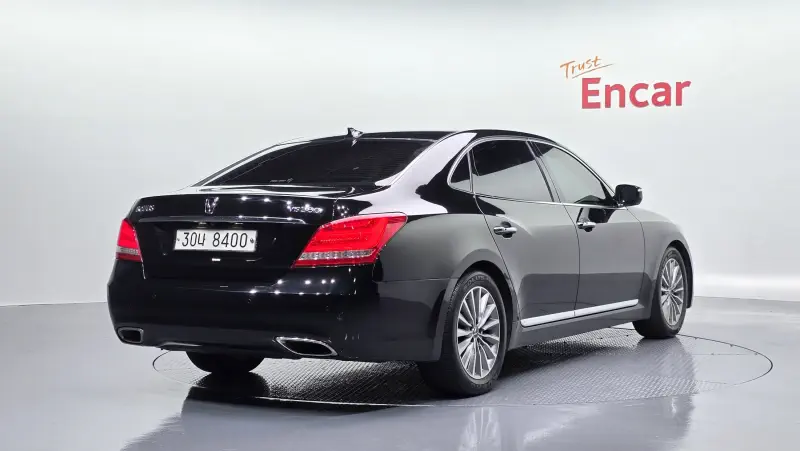 Hyundai Equus