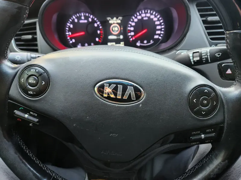 Kia K9