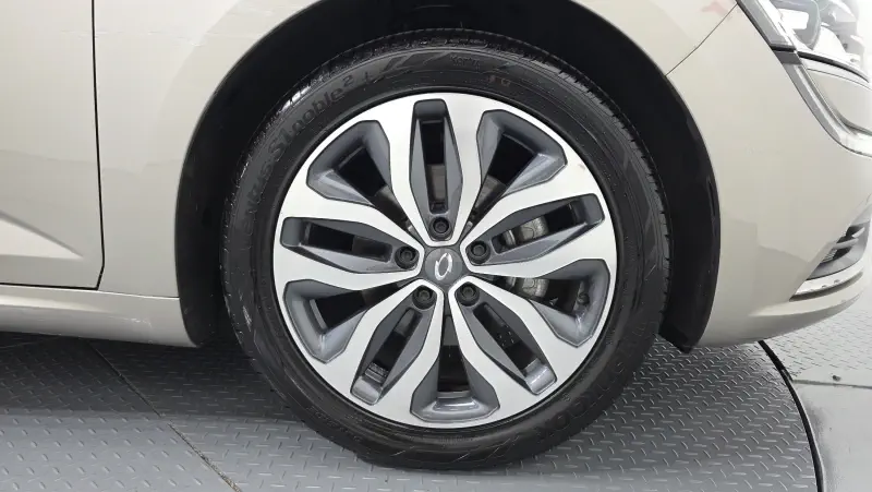 Renault Samsung SM6