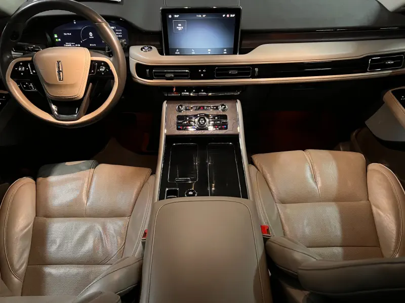 Lincoln Aviator