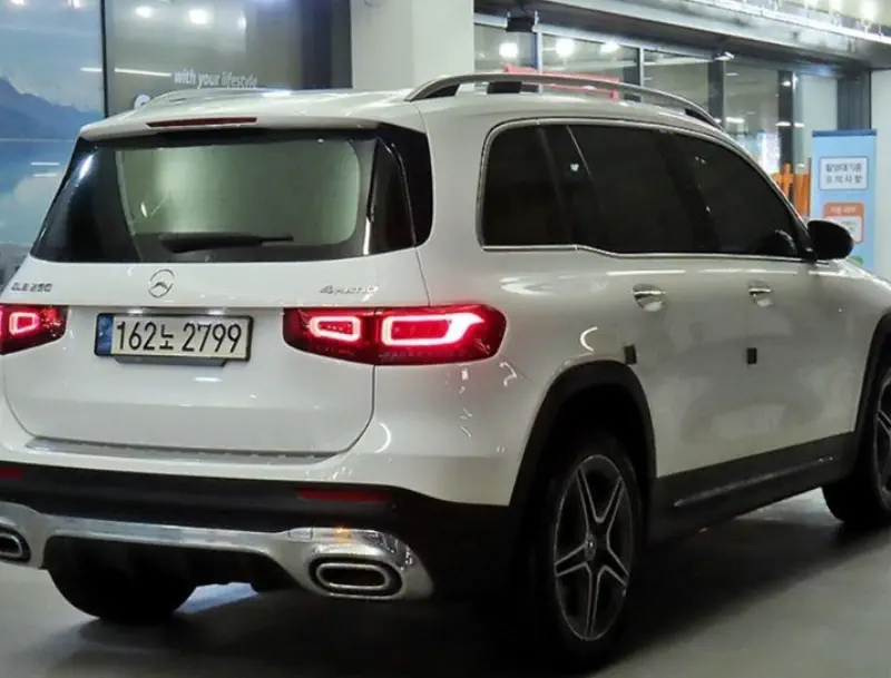 Mercedes-Benz GLB-Class