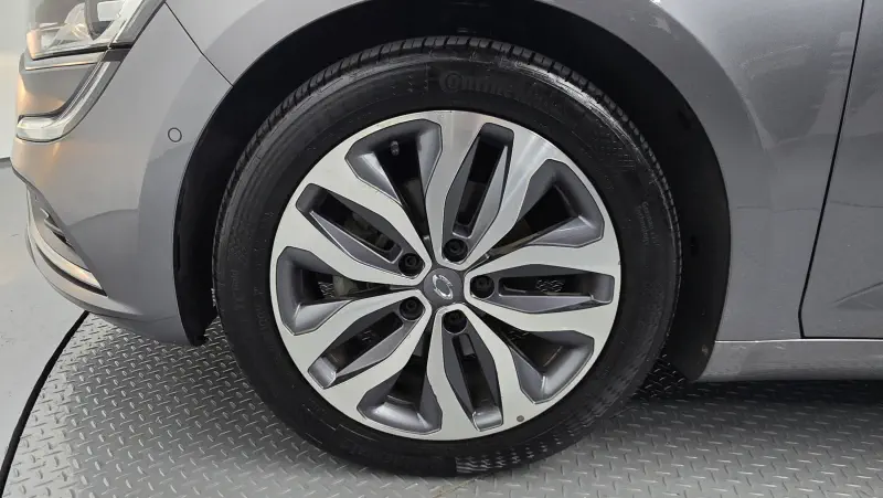 Renault Samsung SM6