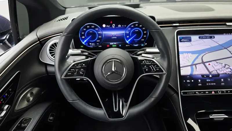 Mercedes-Benz EQS