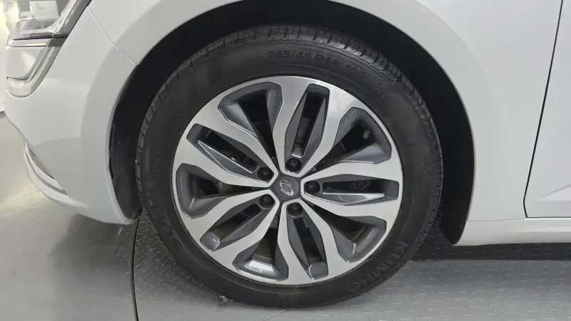 Renault Samsung SM6