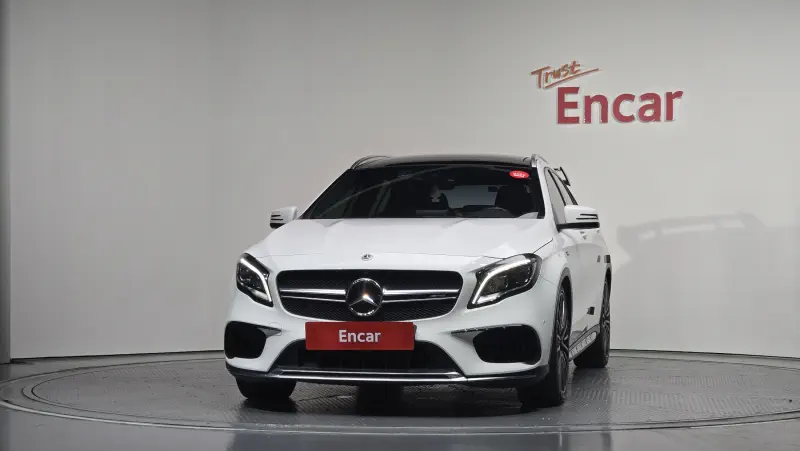 Mercedes-Benz GLA-Class