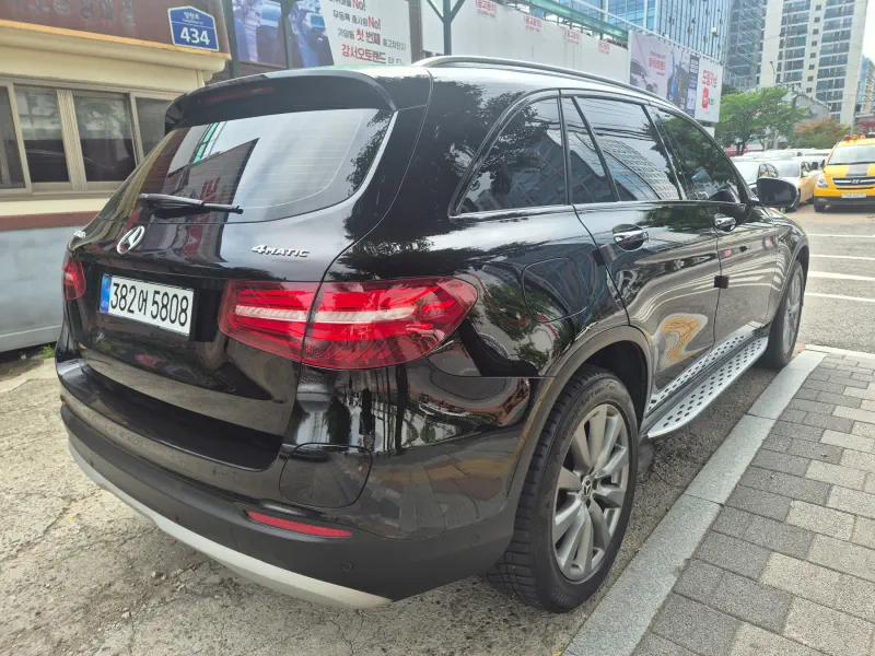 Mercedes-Benz GLC-Class