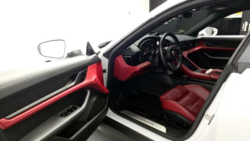 Porsche Taycan