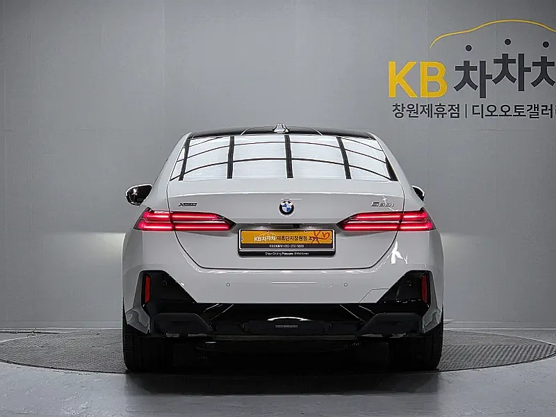 BMW 5-Series