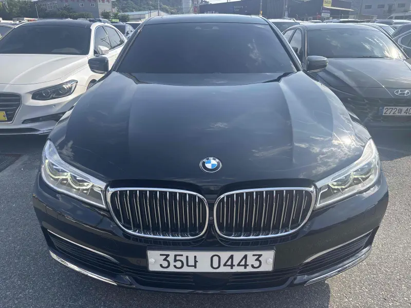 BMW 7-Series
