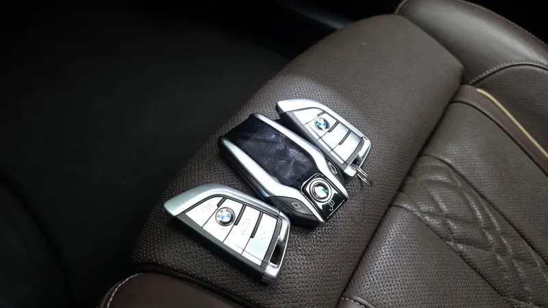 BMW 7-Series