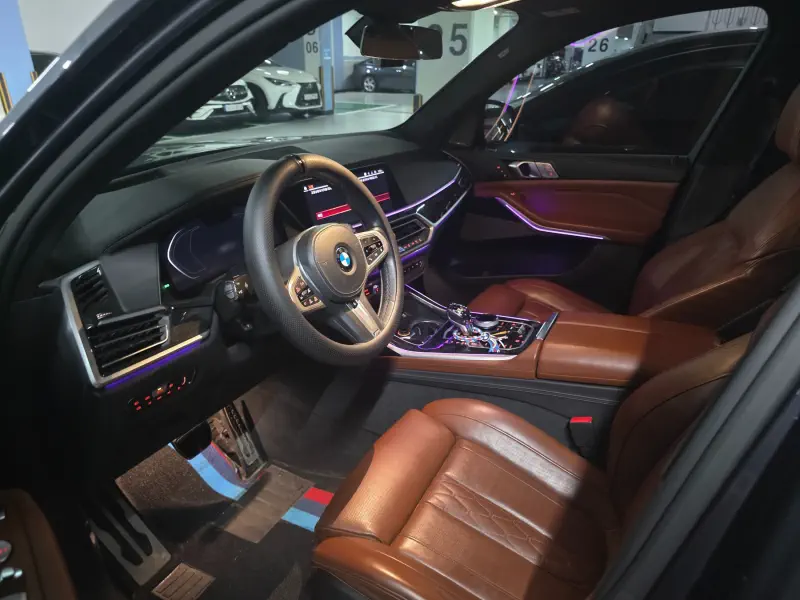BMW X7