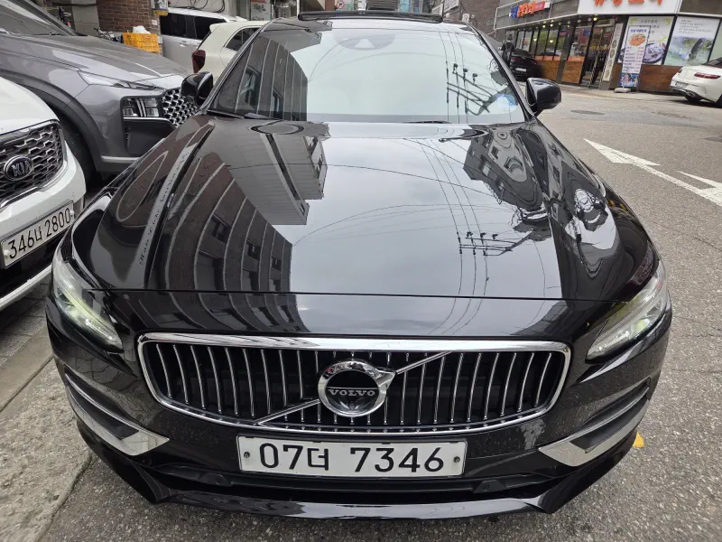 Volvo S90