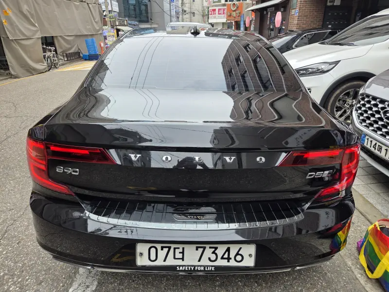 Volvo S90