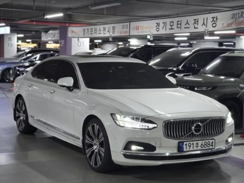 Volvo S90