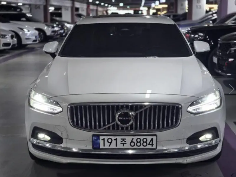 Volvo S90