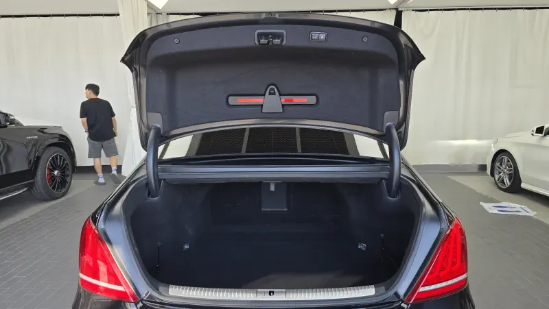 Genesis EQ900