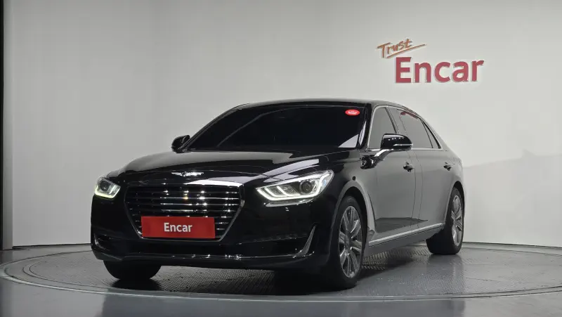Genesis EQ900