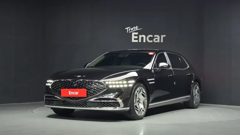 Genesis G90