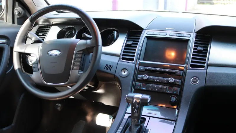 Ford Taurus