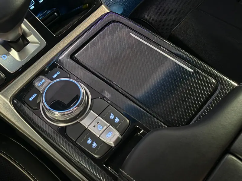 Genesis EQ900