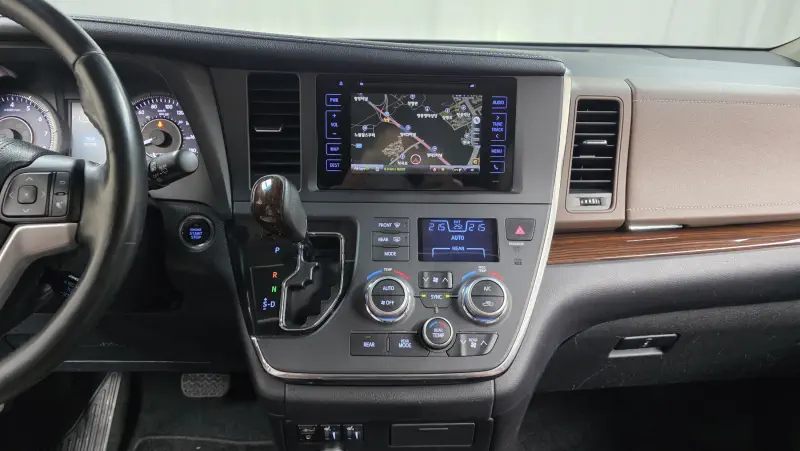 Toyota Sienna