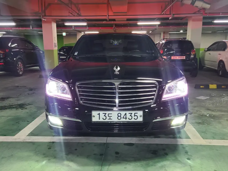 SsangYong Chairman W