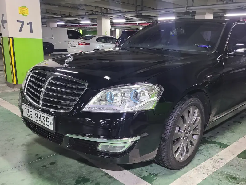 SsangYong Chairman W
