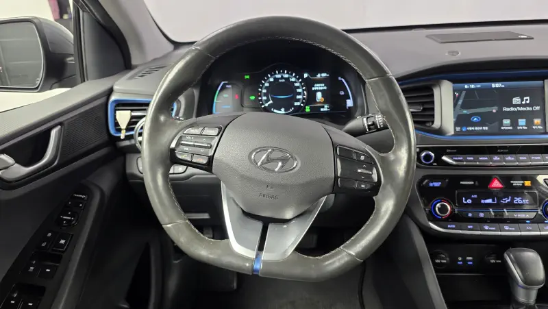 Hyundai Ioniq