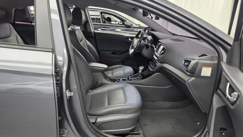 Hyundai Ioniq