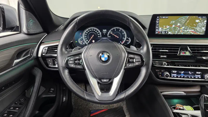 BMW 5-Series