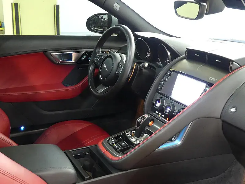 Jaguar F-Type
