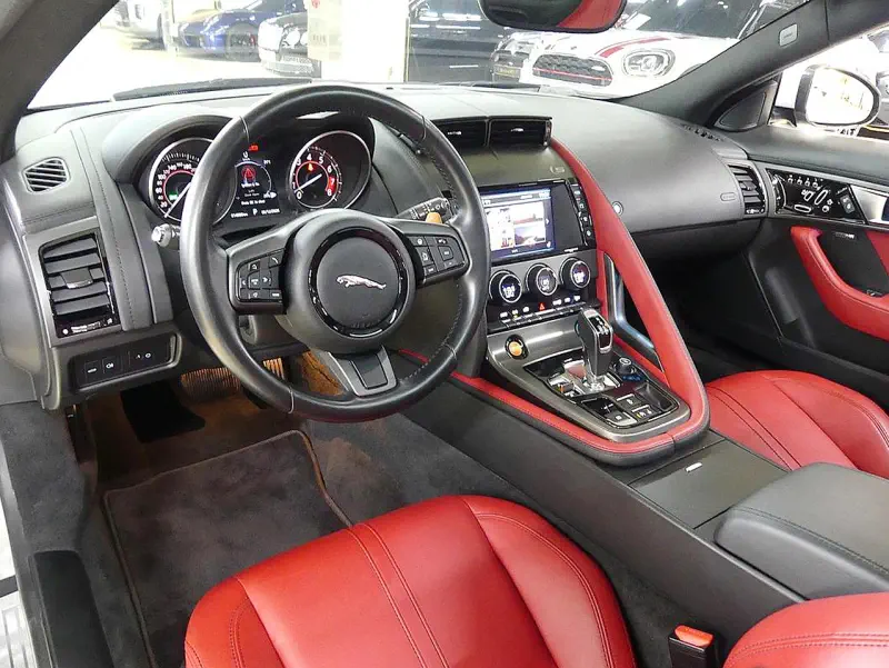 Jaguar F-Type