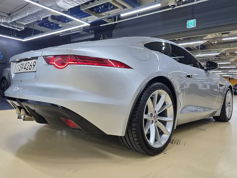 Jaguar F-Type