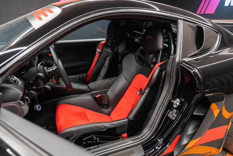 Porsche Cayman