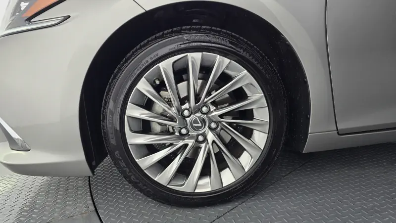 Lexus ES300h