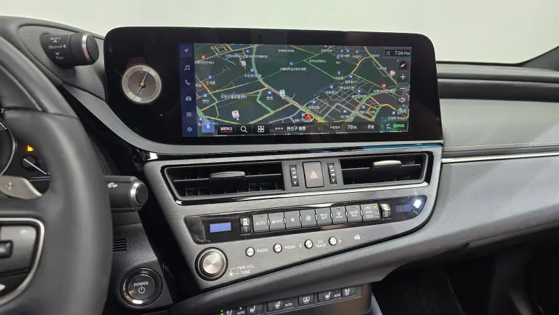 Lexus ES300h