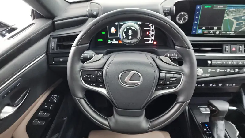 Lexus ES300h