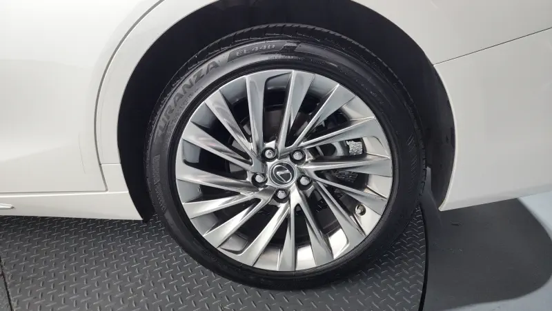 Lexus ES300h