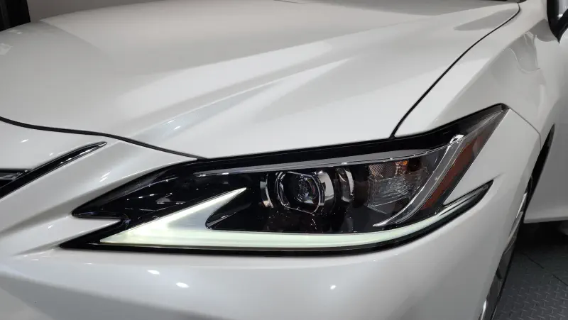 Lexus ES300h