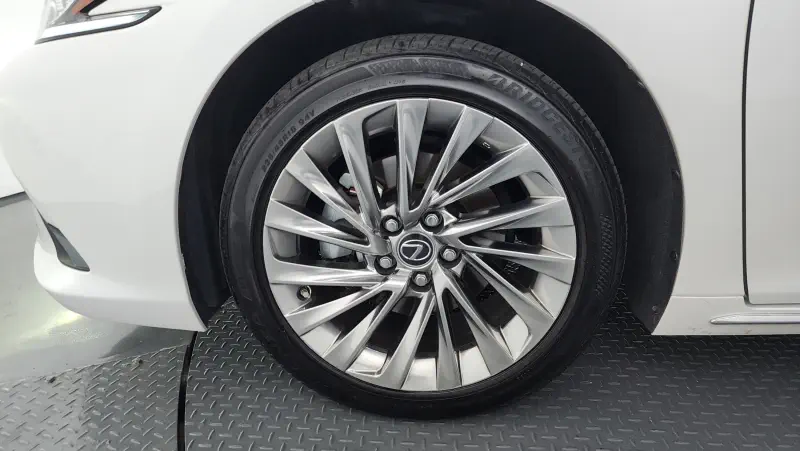 Lexus ES300h