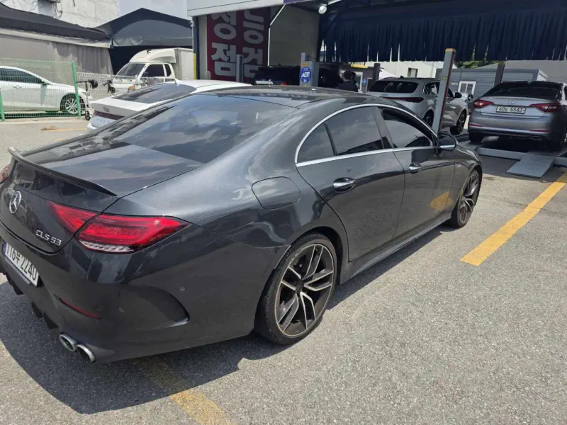 Mercedes-Benz CLS-Class