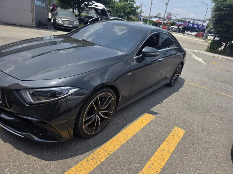 Mercedes-Benz CLS-Class