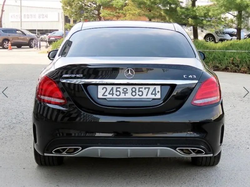 Mercedes-Benz C-Class