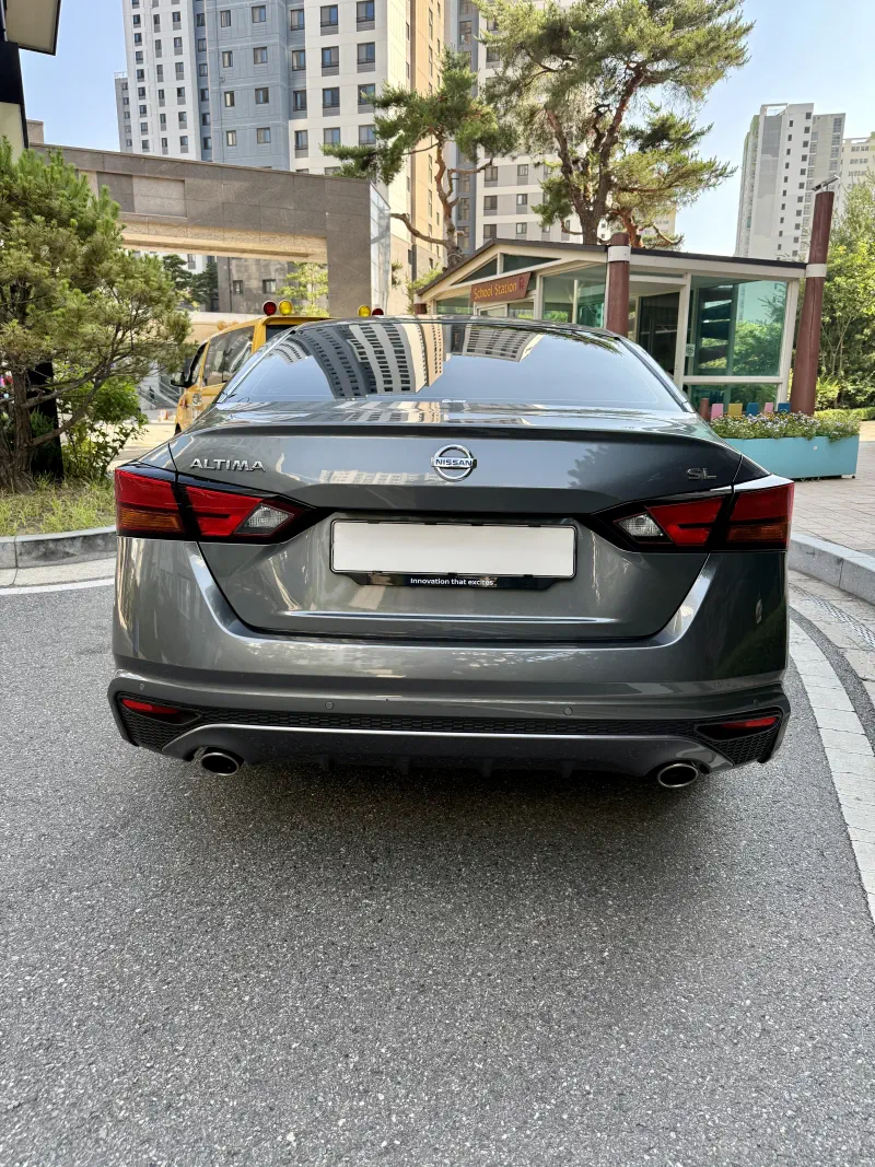 Nissan Altima