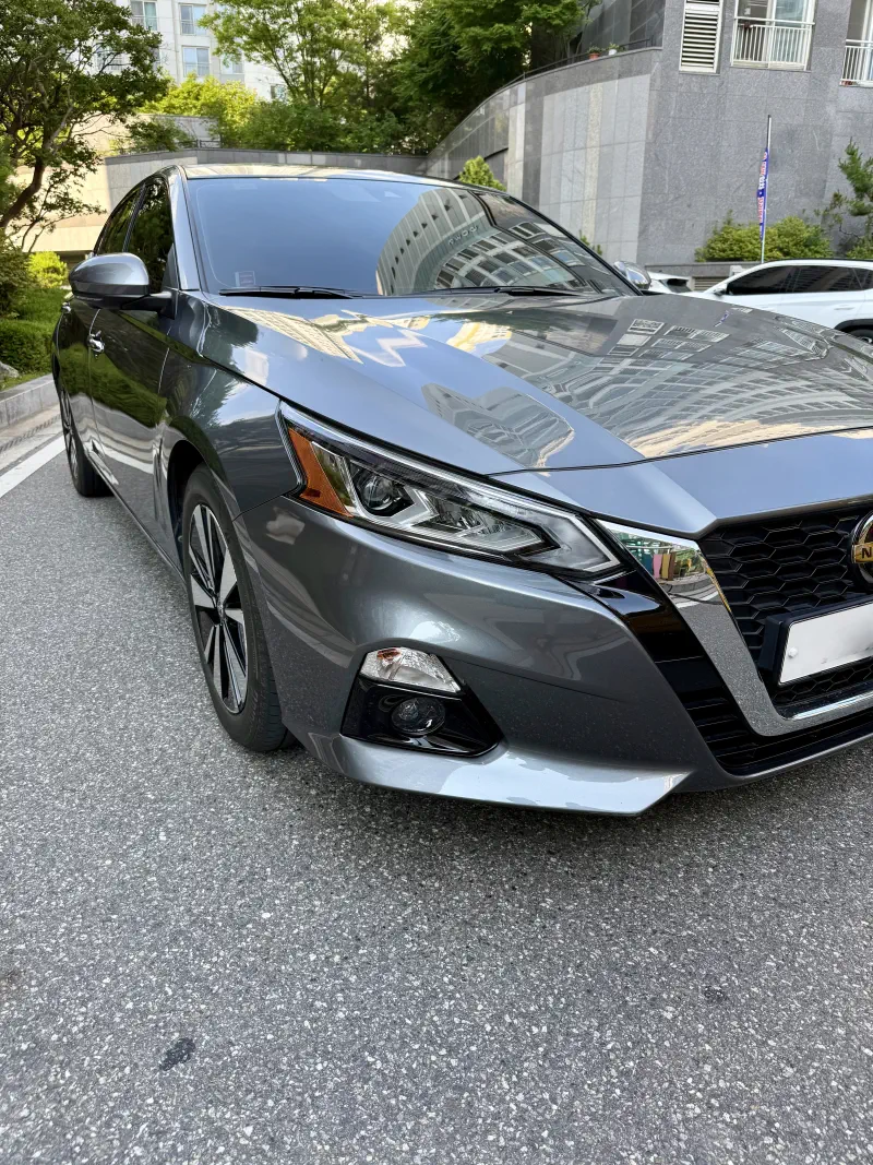 Nissan Altima