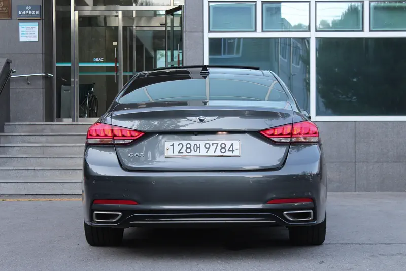 Genesis G80