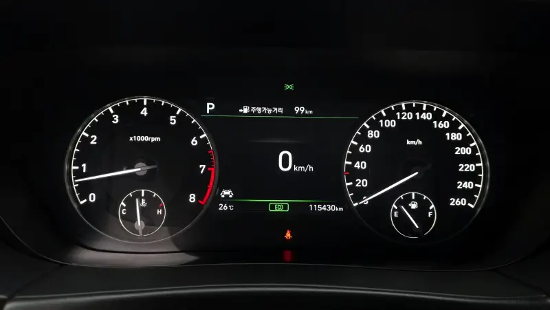 Genesis EQ900